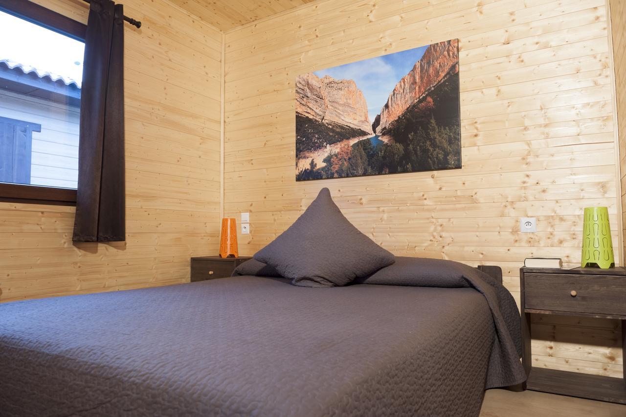 La Noguera Camping Sant Llorenç de Montgai المظهر الخارجي الصورة