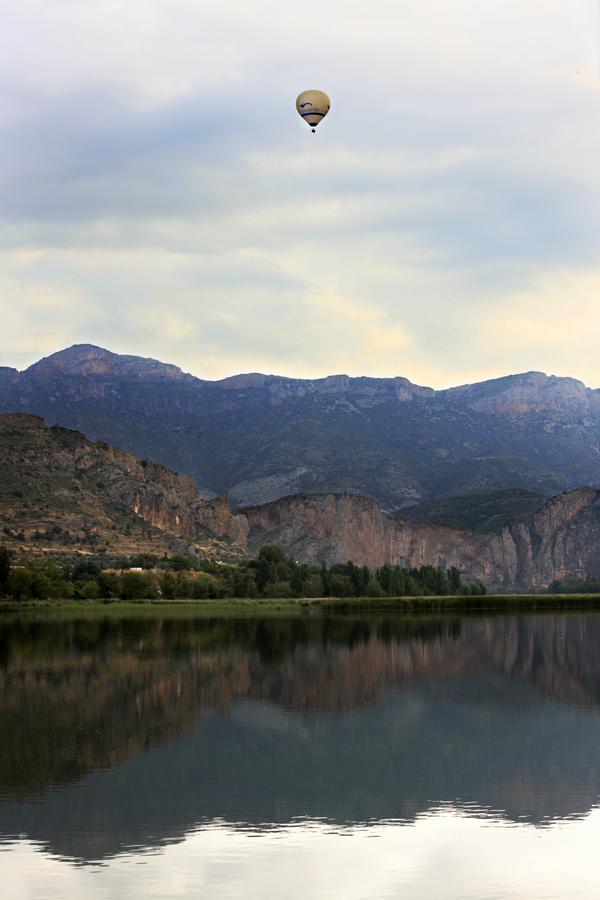 La Noguera Camping Sant Llorenç de Montgai المظهر الخارجي الصورة